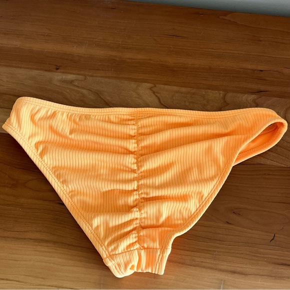 Xhilaration Womens Swimsuit Bikini Bottoms Size Medium Orange Ribbed - Picture 6 of 6